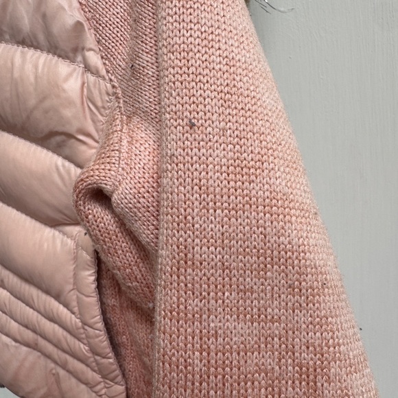 Michael Kors 3T Girls Blush Puffer Jacket with Faux Fur Hood - Picture 4 of 11